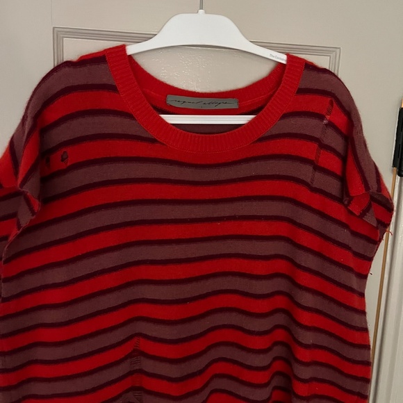 Raquel Allegra Distressed Striped Sleeveless Cashmere Sweater, Vest, T-shirt - Picture 2 of 6